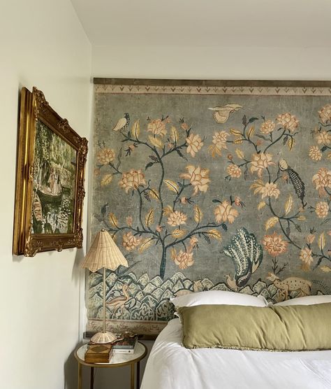 Fabric Behind Headboard, Anthropologie Tapestry Wall Hangings, Tapestry Home Decor, How To Style A Tapestry, Tapestry Over Couch, Large Tapestry Bedroom, Antique Bedroom Wall Decor, Vintage Wallpaper Room Bedrooms, Vintage Tapestry Bedroom