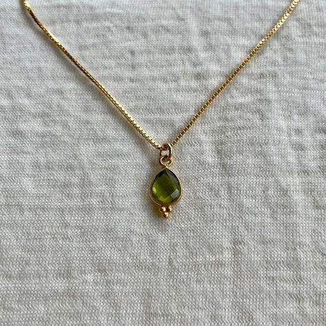 Peridot crystal