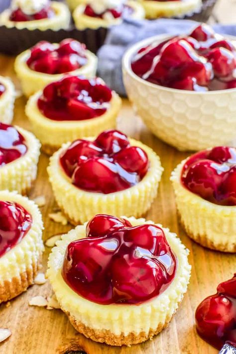 Mini Amaretto Cherry Cheesecakes – Lemon Tree Dwelling Desert Bars, Lemon Raspberry Cheesecake, Mini Cheesecake Bites, Cheesecake Bites Recipe, Tin Recipes, Cheesecake Tarts, Deserts Easy, Berry Cheesecake, Cheesecake Cupcakes