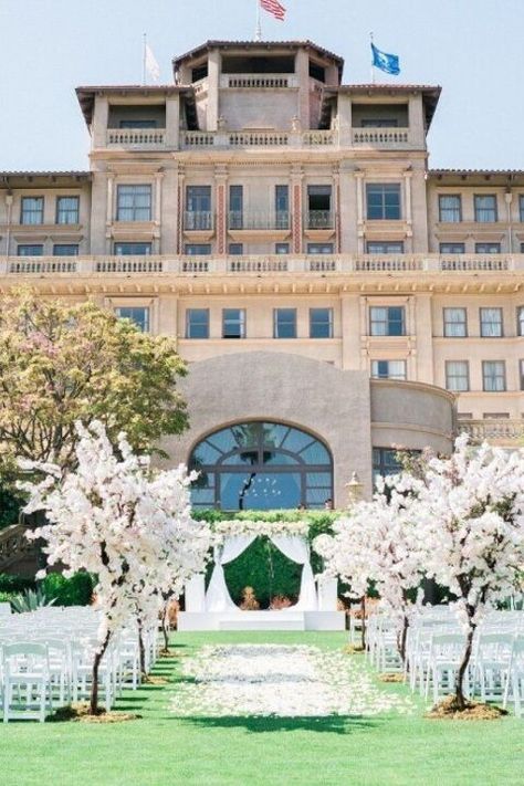 Langham Pasadena Wedding, Pasadena Wedding, San Gabriel Mountains, Pasadena California, Landmark Hotel, Downtown Los Angeles, Iconic Landmarks, National Monuments, Intimate Weddings