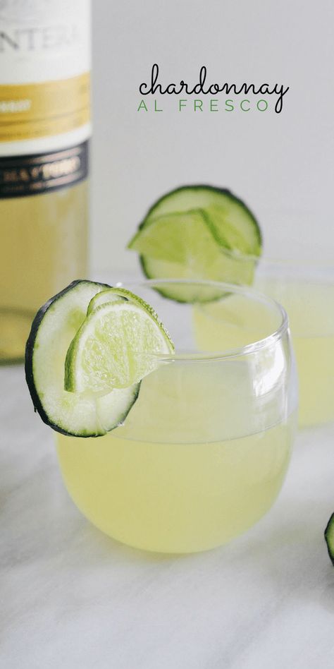 Refreshing Chardonnay Al Fresco is the perfect party drink—fresh and light, this cocktail is crafted with fresh lime and cucumber. Chardonnay Sangria, Chardonnay Drinks, Tapas Party, Sangria Recipe, Sangria Recipes, Pretty Drinks, Easy Cocktails, Parsnips, Fresh Lime