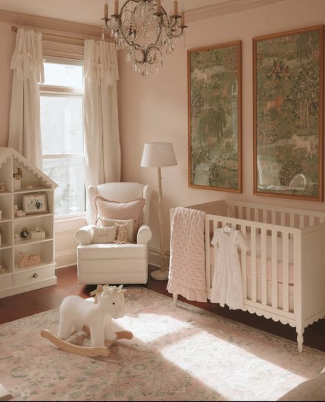 Vintage circus nursery