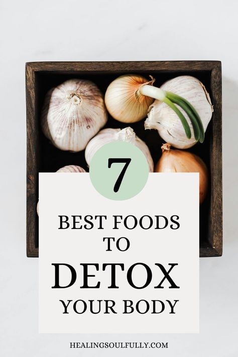 foods that detox your body Detoxifying Foods, Detoxification Drinks, 10 Day Cleanse, Detox Foods, Detoxifying Food, Detox Cleanse Diet, Full Body Detox, Body Detoxification, Cleanse Diet