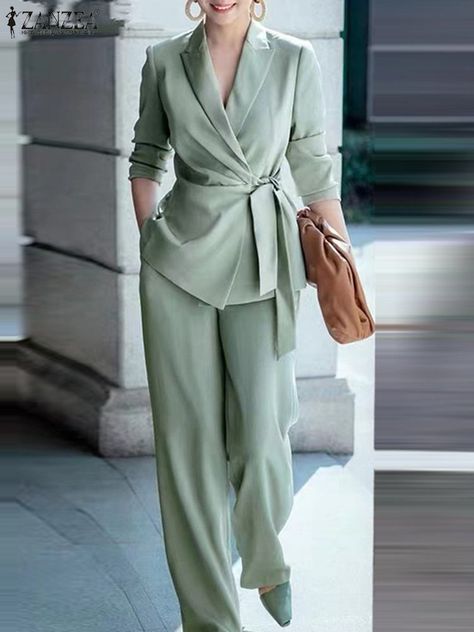 Outfit Oversize, Wide Leg Pants Outfits, Blazer Casual, Formal Blazer, Leg Pants Outfit, Womens Clothing Patterns, Work Suits, Women Office, Casual Suit