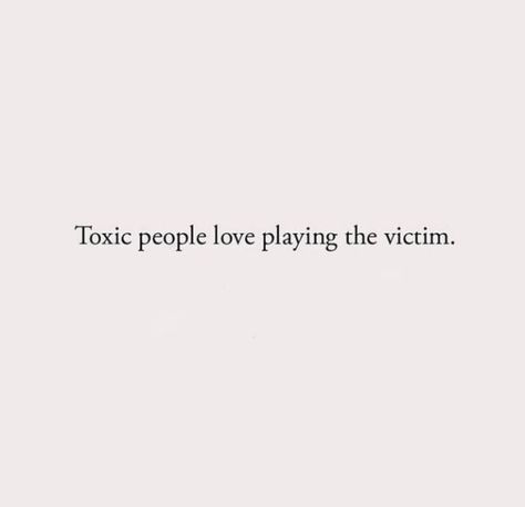 Deep Sibling Quotes, Toxic Friendship Aesthetic, Toxic Best Friend Aesthetic, Bad Friend Quotes, Toxic Friendships Quotes, Revenge Era, Leaving Quotes, Toxic Family Quotes, Insulting Quotes