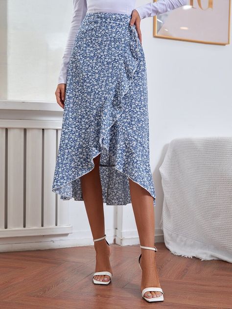 Free Returns ✓ Free Shipping On Orders $49+ ✓. Ditsy Floral Print Lettuce Trim Ruffle Hem Skirt- Women Skirts at SHEIN. Floral Skirt Outfits, Spring Skirt Outfits, Summer Festival Outfit, Ruffle Hem Skirt, Rock Outfit, Women Skirts, Spring Skirts, Hem Skirt, Summer Skirts