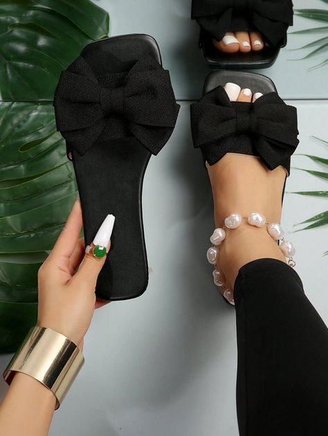 Fancy Sandals, Summer Sandals Flat, Pretty Sandals, Pretty Shoes Sneakers, Shoes Heels Classy, Shoes Outfit Fashion, Classy Shoes, Beautiful Sandals, Bow Decor