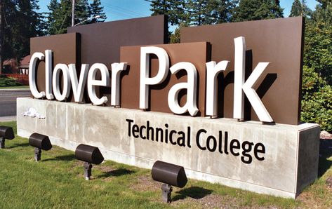 Clover Park Technical College on Behance Hotel Ideas Exterior, Park Signage Design, Signage Outdoor, Monument Signage, Entrance Signage, Hotel Signage, Park Entrance, Wayfinding Signage Design, Hotel Ideas