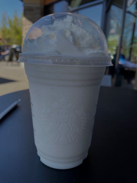 #aesthetic #coffee #starbucks #vanilla #coffeeshop Vanilla Bean Frappe, Aesthetic Starbucks, Vanilla Aesthetic, Vanilla Girl Aesthetic, Starbucks Vanilla, Coffee Starbucks, Vanilla Girl, Starbucks Recipes, Aesthetic Coffee