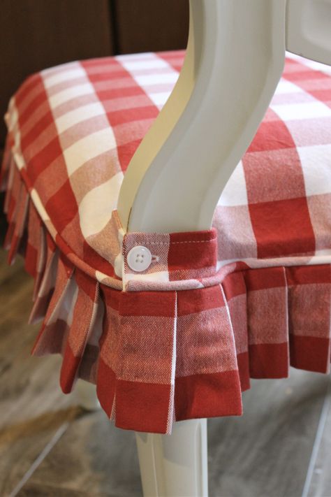 Red and White Buffalo Check Slipcovers - Slipcovers by Shelley Pig Kitchen, Mexican Kitchen, Disney Kitchen, Bantal Sofa, Yellow Kitchen, Dining Chair Slipcovers, Copper Kitchen, Pink Kitchen, Red Gingham