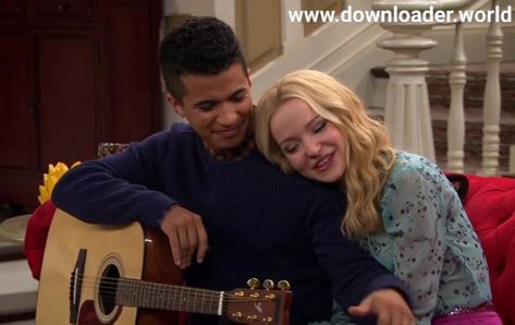 Holden And Liv, Liv And Holden, Holden Liv And Maddie, Liv And Maddie, Cartoon Profile, Movie Couples, Live Forever, Living Forever, Cartoon Profile Pics