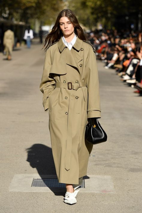 Trench Outfit, Fashion Trend Forecast, Everyday Casual Outfits, Outfit Primavera, Winter Fashion Outfits Casual, Modesty Fashion, Trends 2024, Spring 2024, Casual Style Outfits