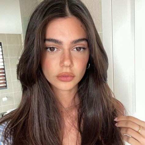 Brown Hair For Tan Skin, Vanessa Mazur, Hair Color For Tan Skin, Girl Hair Colors, Brown Hair Inspo, Tan Skin, Long Hair Cuts, Aesthetic Hair, Hair Goals