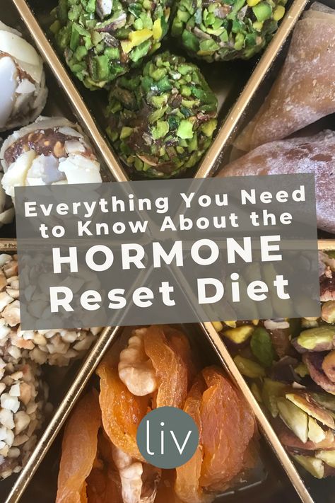 The hormone reset diet originates from a book written by Dr. Natasha Turner, a naturopathic doctor. She believes that regulating what and when you eat for six weeks can have a positive impact on your hormones which, in turn, can help you lose weight. Read more about it in this article. #hormone #hormonereset #healthydiet Hormone Reset Diet 21 Days, Hormone Reset Diet Recipes, Hormone Reset Diet Plan, Body Reset Diet, Hormone Reset, Hormone Reset Diet, Metabolic Reset, Reset Diet, Hormone Diet