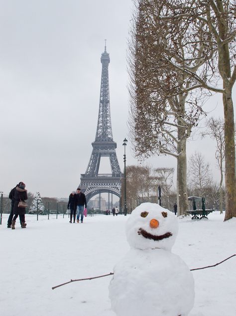 Snow In Paris, Paris Snow, Parisian Life, Paris Images, Paris Pictures, Paris Aesthetic, I Love Paris, Visit Paris, Winter Wonder