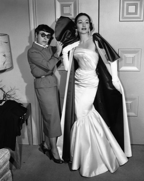 Edith Head Gowns | Edith Head Evening Gown | Edith Head Edith Head Designs, Edith Head Fashion, Edith Head, Hollywood Vintage, Best Costume Design, Hollywood Costume, Glamour Vintage, Romantic Novel, Design Moda