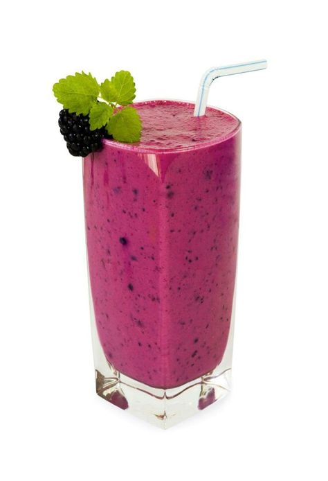 Delicious Vietnamese Drinks, Dragon Fruit Juice, Buah Naga, Dragon Fruit Smoothie, Healthy Fruit Smoothies, Fruit Du Dragon, Smoothie Fruit, Smoothie Packs, Danang