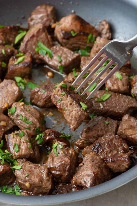 Garlic butter steak bites are juicy, tender, and easy to make in just 20 minutes! Serve for dinner or an appetizer for a dish sure to please. | Garlic Butter Steak Bites | Steak Bites Recipe | Steak Bites with Garlic Butter | Beef Bites Recipe | Steak tips Recipe | Steak Bites Appetizer | Steakhouse Steak Bites | Garlic Butter Beef Bites, Steak Bites With Garlic Butter, Steak Tips Recipe, Angus Beef Recipes, Beef Bites, Butter Beef, Roast Brisket, Steakhouse Steak, Garlic Butter Steak Bites