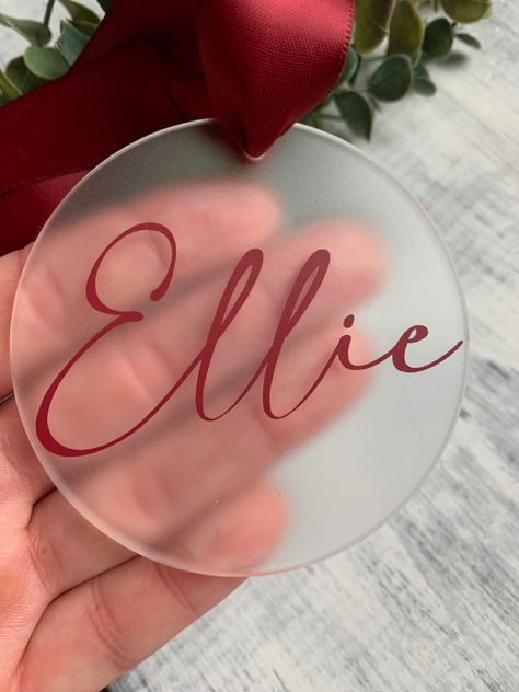 Acrylic Name Tags, Acrylic Rounds, Custom Crafts, Christmas Place Settings, Christmas Name Tags, Christmas Place Cards, Stocking Tags, Wedding Name Cards, Keepsake Gifts