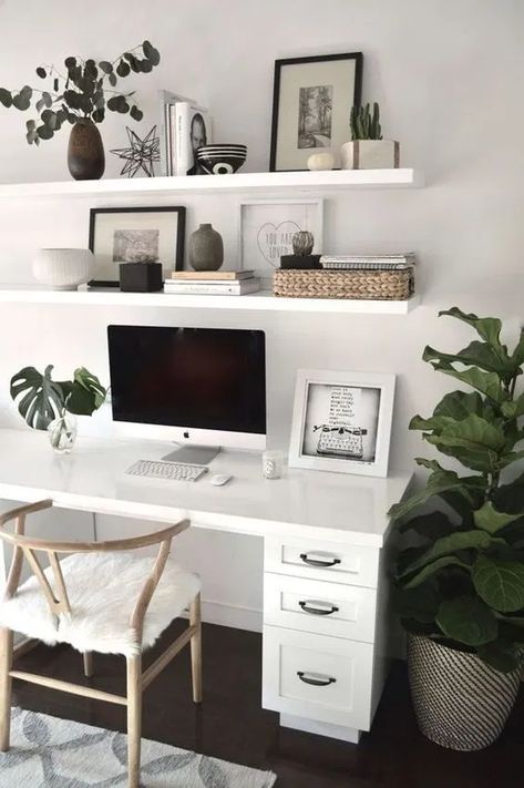 How to Organize a Home Office » #homedecor #homesweethome #furniture #house #photography #homestyle #homedecor #home #decor #design #homedesign Neat Desk, Hiasan Dalaman Rumah, Bureau Decor, Reka Bentuk Dalaman, Cute Desk Decor, Hiasan Bilik Tidur, Cute Office Decor, Decor Eclectic, White Desk