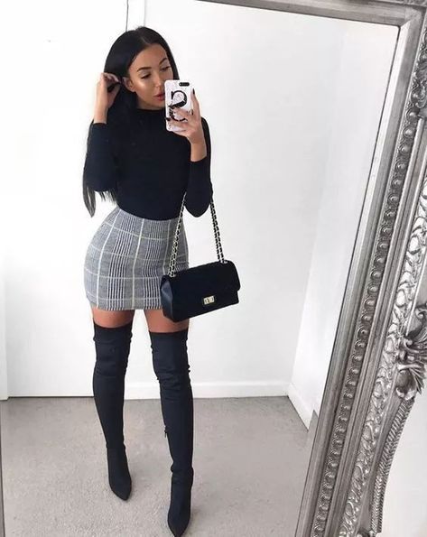 30 Charming Winter Date Night Outfits to LOVE  #Outfits Black And White Plaid Skirt, Flannel Outfit, Rok Outfit, Winter Date Night Outfits, Black Thigh High Boots, Night Date, White Flannel, Outfit Trends, Winter Night