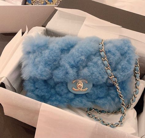 @taylorbranney Tas Lv, Baby Blue Aesthetic, Girly Bags, Lv Bags, Luxury Purses, Fancy Bags, Pretty Bags, Cute Purses, Cute Bags