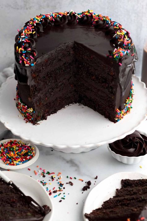 Chocolate Cake With Rainbow Sprinkles, Chocolate Cake With Rainbow Frosting, Chocolate Cake With Sprinkles Decoration, Rainbow Chocolate Cake, Vegan Ganache Recipe, Chocolate Rainbow Cake, Rainbow Sprinkle Cake, Birthday Cake Rainbow, Infused Chocolate