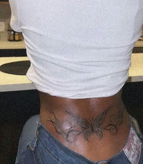 Tats In Between Chest, Cover Up Back Tattoos Female Black, Stomach Tattoos Women Black, Woman Lower Stomach Tattoo, Trap Stamp Tattoos Black Women, Waist Tattoos Black Women, Lower Back Star Tattoos, Trampstamp Tattoo Cover Up, Little Chest Tattoo Female