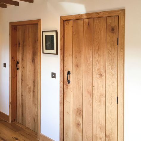 Internal Cottage Doors, Solid Oak Internal Doors, Rustic Doors Interior, Internal Oak Doors, Oak Interior Doors, Inside Doors, Pine Doors, Cottage Door, Farmhouse Doors