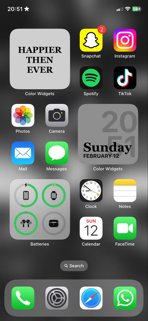 Way To Organize Phone Apps, Iphone 11 Ideas Home Screen, Clean Ios Homescreen, Organiser Son Telephone, Application Iphone Rangement, I Phone Layouts, I Phone Set Up Ideas, I Phone Home Screen Organization, Rangement Iphone Application