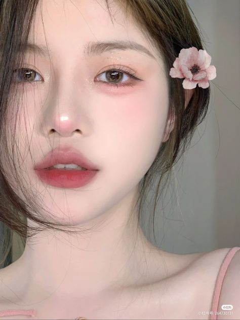 Makeup Ala Korea, Makeup Asia, Makeup Layout, Makeup Ulzzang, Korean Makeup Look, Korea Makeup, Soft Makeup Looks, Doll Eye Makeup, Korean Eye Makeup