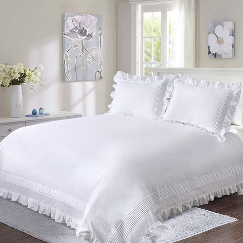 White Lace Bedding, Country Bed, White Quilt Cover, Shabby Chic Quilts, Ruffle Duvet Cover, Embroidered Duvet Cover, Cheap Mattress, Country Bedding, Shabby Chic Pillows