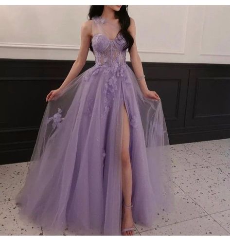 Flower Graduation Party, Vestido Color Lila, Prom Gowns Elegant, Flower Graduation, Lilac Prom Dresses, Celebrity Prom Dresses, Birthday Dress Women, Formal Occasion Dress, Long Evening Dresses