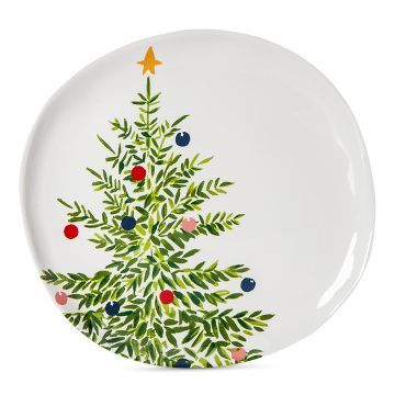 Decorated Tree 11in Melamine Dinner Plate Green and White - Threshold™ Diy Christmas Plate, Pottery Painting Ideas Easy, Holiday Pottery, Threshold Target, Clay Christmas Decorations, Painted Ceramic Plates, Diy Pottery Painting, Paint Your Own Pottery, Cerámica Ideas