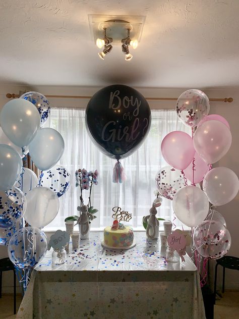 Simple Gender Reveal Party Decorations Cute Ideas, Gender Reveal Home Decor, Small Gender Reveal Decor, Simple Gender Reveal Ideas For Party, Easy Gender Reveal Decorations, Gender Reveal Decorations Simple, Gender Reveal Ideas For Party Decoration Indoor, Simple Gender Reveal Backdrop, Mini Gender Reveal Ideas