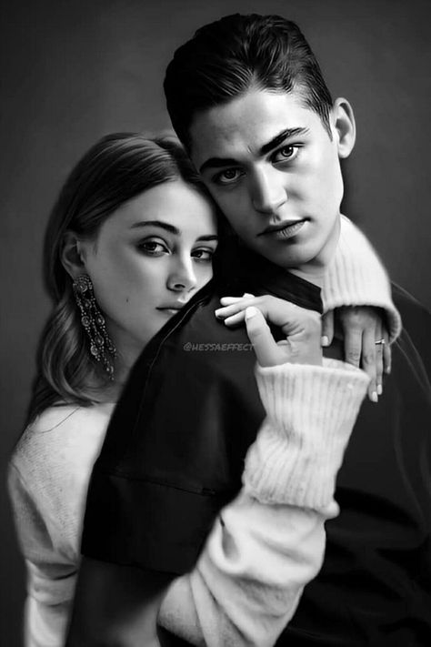 Shooting Photo Couple, Fashion Editorial Couple, Creative Couples Photography, Shooting Studio, Studio Photoshoot Ideas, Couples Modeling, Studio Poses, Engagement Pictures Poses, Studio Photography Poses