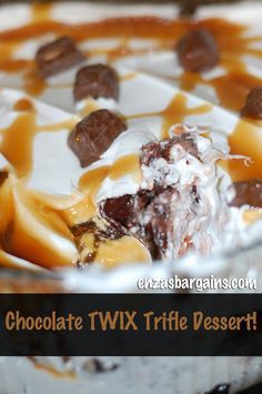 Twix Dessert, Chocolate Trifle Recipe, Chocolate Trifle Desserts, Twix Bites, Twix Candy, Trifle Bowl Recipes, Twix Chocolate, Chocolate Trifle, Trifle Desserts