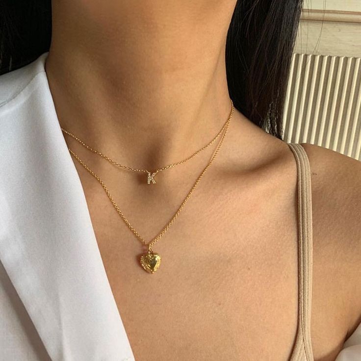 Necklace Moon, Gold Necklace Simple, Heart Locket Necklace, Diamond Solitaire Necklace, Gold Cross Necklace, Diamond Cross Pendants, Star Jewelry, Moon Jewelry, Gold Necklace Layered