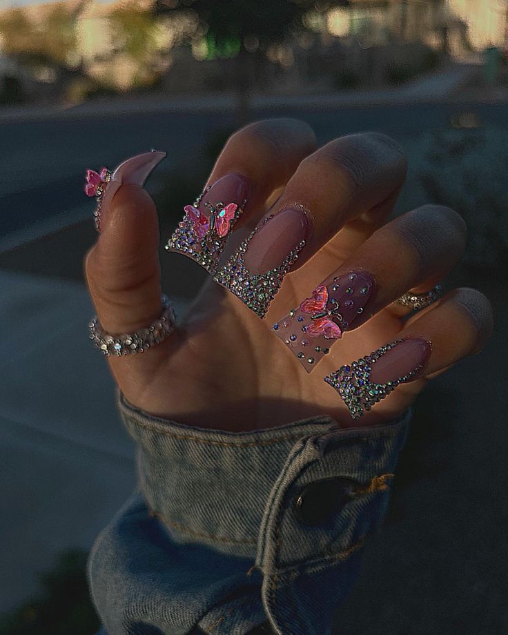 ✨✨✨Bling Duckies✨✨✨ “Pink Silk” @makarttpro Code: ASHLEY15 “Rhinestone Glue” @makartt_official • • • • #nailpromagazine #nailaddict… | Instagram Nails Acrylic Pink Rhinestones, Pink Nails Bling Rhinestones, Pink Diamond Nails Rhinestones, Long Pink Nails With Rhinestones, Pink Bling Nails Rhinestones, Pink Righnstone Nails, Pink Bling Nails, Queen Nails, Acrylic Toe Nails