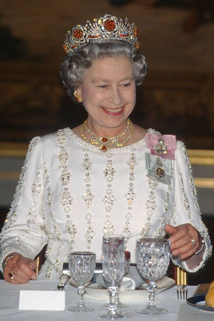 A look back at Her Majesty's most dazzling jewellery in 2024 | Queen ...