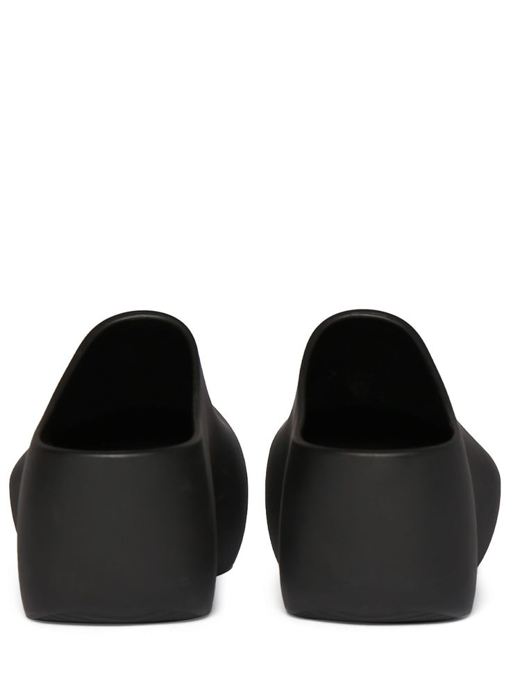 Find BALENCIAGA Technoclog Mules on Editorialist. Tech upper. Slip on. Tech sole Balenciaga Slides, Rubber Clogs, Balenciaga Men, Black Balenciaga, Black Clogs, Men Slides, Balenciaga Logo, Black Slides, Balenciaga Black