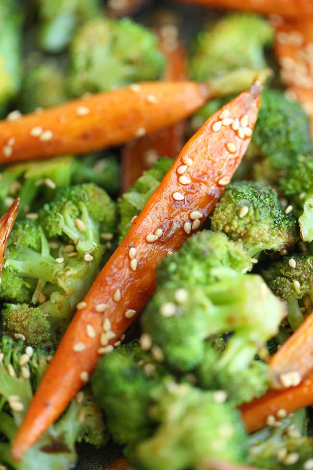 broccoli and carrots with sesame seeds in a bowl