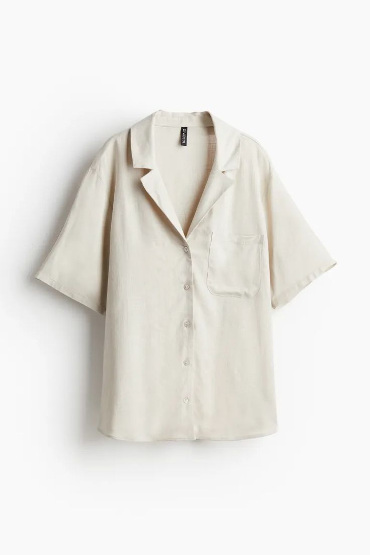 Airy Resort Shirt - Short sleeve - Long - Light beige - Ladies | H&M US 5 Evermore Aesthetic, Resort Shirt, Loose Fit Shirts, Long Lights, Long Light, Shell Buttons, Aesthetic Outfits, Light Beige, Capsule Wardrobe