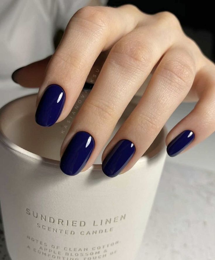 2024 Trends: Short Square Nails in Royal & Navy Blue - Elegant, Sparkle & Simple Designs for the New Year Money Nails, Blue Gel Nails, Navy Nails, Kutek Disney, Classy Nail Designs, Nagel Tips, Short Square Nails, Smink Inspiration, Her Nails