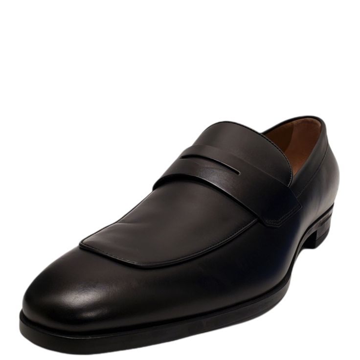 Made in Italy this Hugo Boss loafer is sleek and stylish a classic polish leather slip on and boss your day. Leather upperLeather lining; cushioned footbedstacked heel; synthetic outsoleslip on styleMade in Italy Modern Formal Slip-ons With Almond Toe, Business Almond Toe Slip-ons With Leather Lining, Modern Formal Slip-ons With Leather Lining, Masculine Moc Toe Slip-ons For Formal Occasions, Classic Business Slip-ons With Plain Toe, Formal Slip-on Plain Toe Moccasins, Business Calf Leather Slip-ons With Rubber Sole, Business Slip-on Loafers With Textured Sole, Business Slip-on Moccasins With Removable Insole