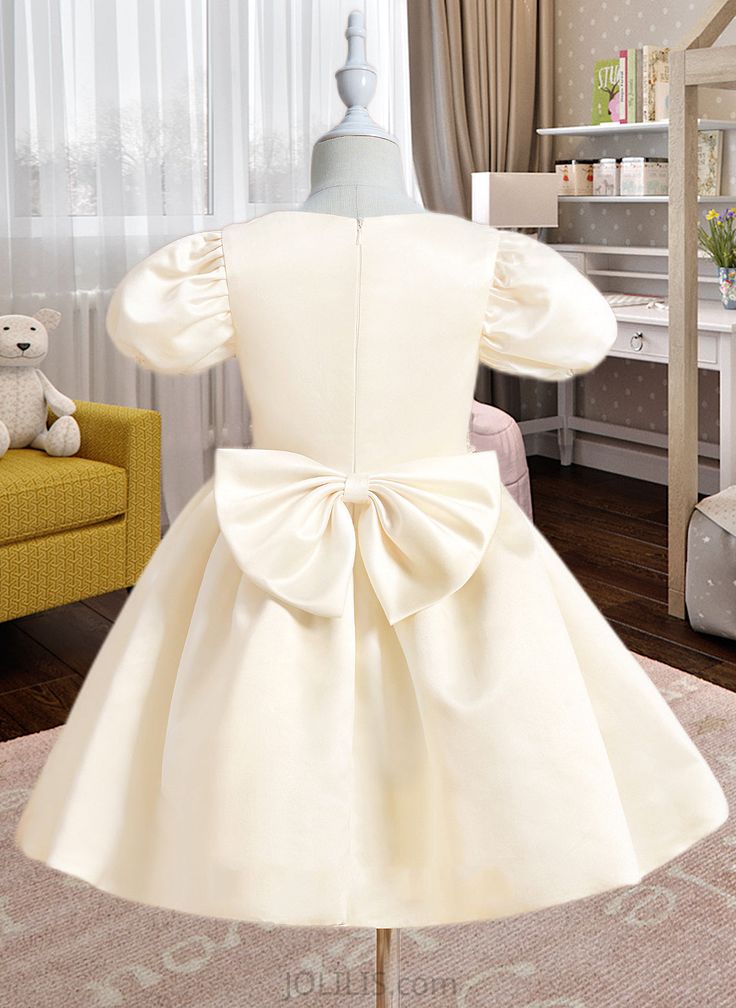 Saniya Ball-Gown/Princess Knee-length Flower Girl Dress - Satin Short Sleeves V-neck With Beading/Bow(s) UKP0016034 Silhouette:: Ball-Gown/Princess Length:: Knee-length Neckline:: V-neck Fabric:: Satin Embellishment:: Beading,Bow(s) Straps:: Sleeves Sleeve:: ShortSleeves BackStyle:: ZipperUp Category:: FlowerGirlDresses,CustomSizeDresses Season:: Spring,Summer Notes:: Beadingcolorwillbeaspicturednomatterwhichcolorispickedforyourdress. This dress could be custom made, there are no extra cost to do custom size and color. Summer Notes, Gown Princess, Ball Gowns Princess, Satin Short, Dress Satin, Flower Girl Dress, Girl Dress, Ball Gown, Season Spring