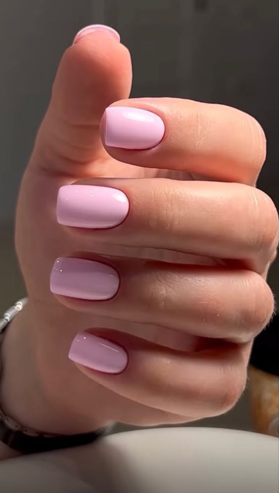 15 Simple Winter Nail Ideas for 2023-2024 - thepinkgoose.com Simple Winter Nail Ideas, Short Pink Nails, Pink Wedding Nails, Winter Nail Ideas, Unghie Sfumate, Baby Pink Nails, Pink Gel Nails, Casual Nails, Winter Nail