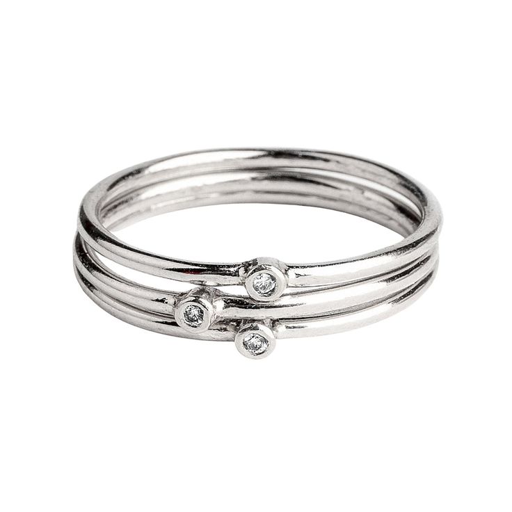 Introducing our beautiful White Diamond Stacking Rings! These stunning rings feature a single tiny diamond, set in 925 Sterling Silver. They're perfect for stacking or wearing alone as a delicate statement piece. The minimalist design is perfect for everyday wear, and the white diamond is a symbol of purity and love. These rings would make an amazing gift for a loved one, or for yourself! They're also perfect for a wedding or engagement. Wear them all for a super-awesome bold look, divide them o Stacking Rings Diamond, Bezel Set Diamond Band, Bezel Set Wedding Band, Tiny Diamond Ring, Simple Diamond Ring, Bezel Set Diamond Ring, Hammered Gold Ring, Raw Diamond Rings, Marquise Diamond Engagement Ring