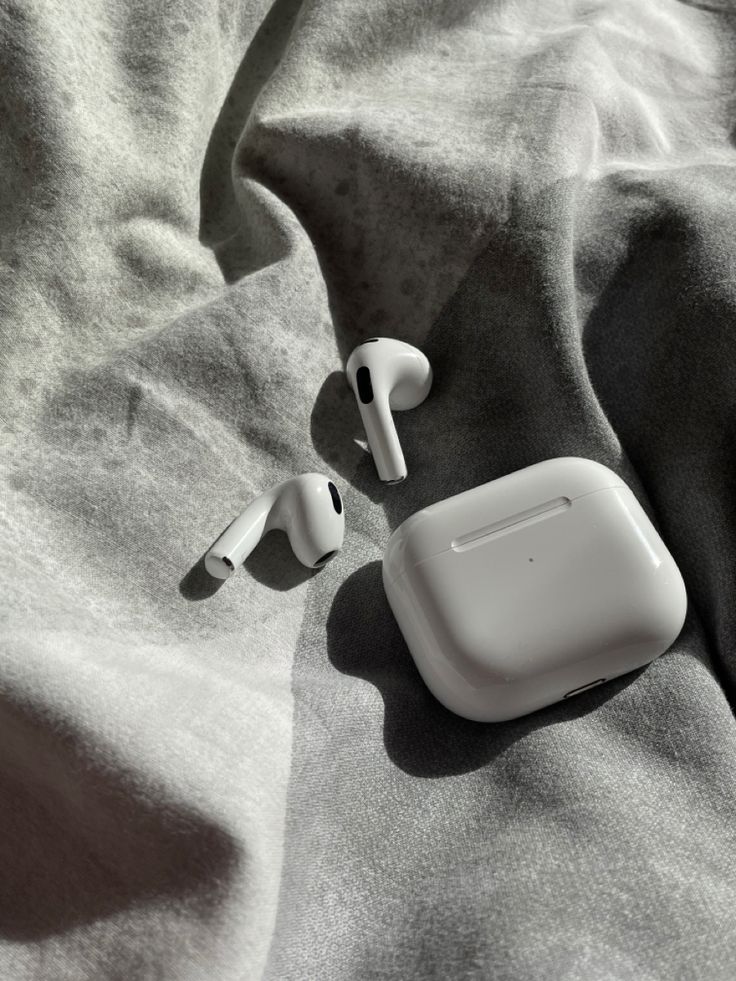 airpods 3, headphones, apple, iphone, aesthetic, sun, morning, bad, sleep, music, listening, case Airpods Pro Photography, Airpods Pictures, Ear Pods Aesthetic, Airpods Snap, Air Pods Aesthetic, Airpods Aesthetic, Aesthetic Airpods, Ear Pods, Airpods Apple