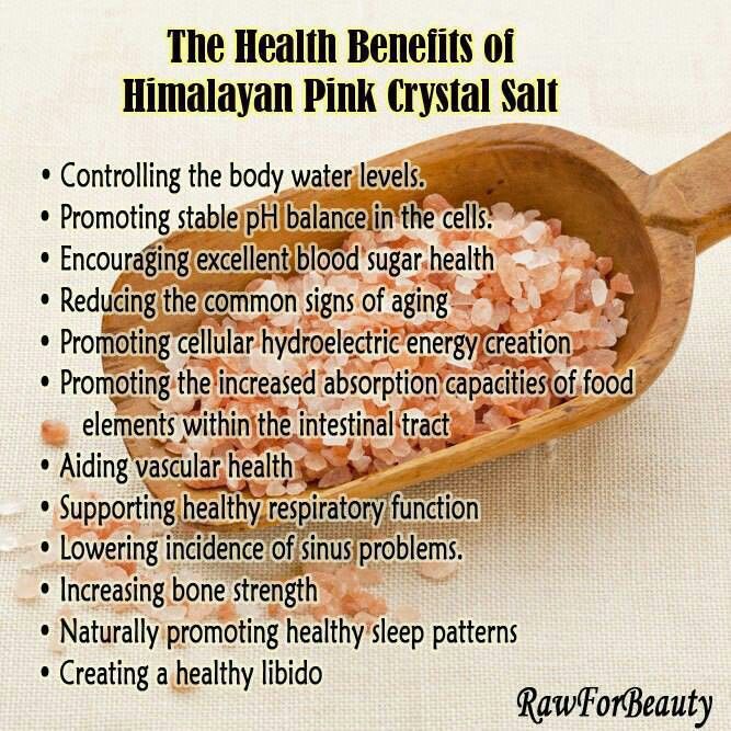 Himalayan salt  For life: water, (Pink Himalayan) salt, iodine (brown kelp), baking soda Water For Health, Tomato Nutrition, Matcha Benefits, Coconut Health Benefits, Benefits Of Coconut Oil, Himalayan Salt, Back To Nature, Pink Crystal, Me Time